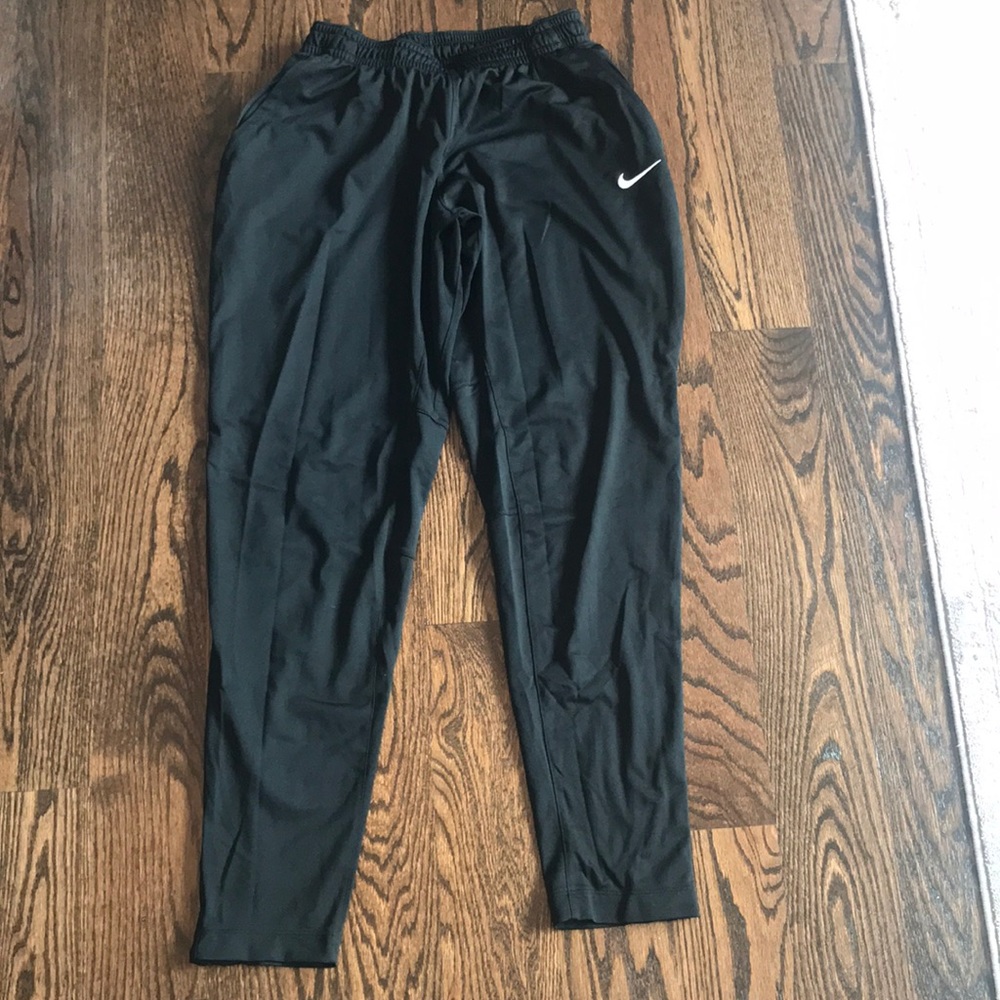 Nike men’s soccer pants size large